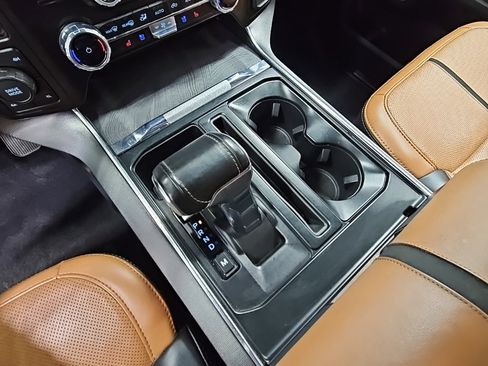 Used 2023 Ford F150 Platinum image 21