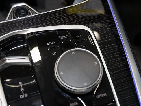 New 2026 BMW X7 xDrive40i w/ M Sport Package image 24