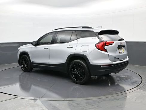 Used 2021 GMC Terrain SLE w/ Driver Convenience Package FWD image 7