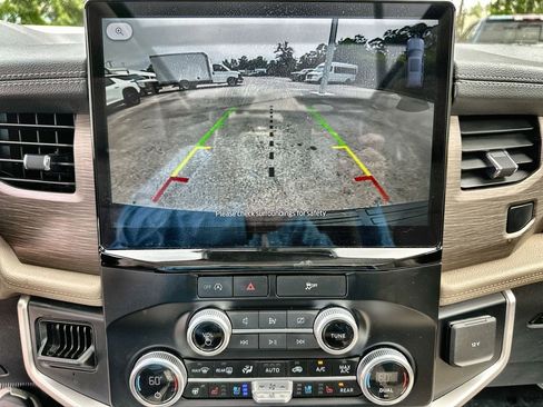 Used 2024 Ford Expedition Max Limited RWD image 15
