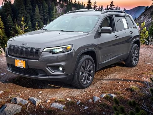 Used 2021 Jeep Cherokee Latitude Lux 80th Anniv w/ Quick Order Package 26U 80TH FWD image 4