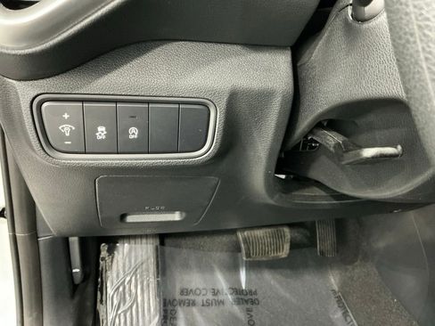 Used 2025 Kia Soul LX w/ LX Technology Package image 34