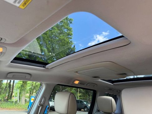 Used 2014 Nissan Quest LE FWD image 17