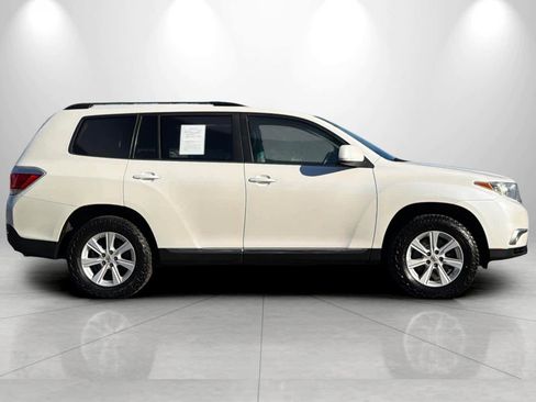 Used 2013 Toyota Highlander SE image 8