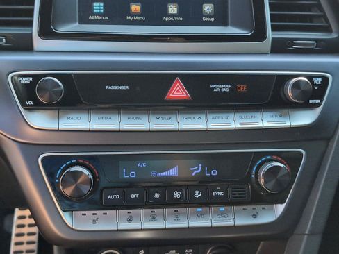 Used 2019 Hyundai Sonata Sport w/ Tech Package 03 FWD image 24