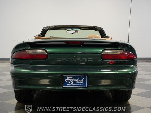 Used 1995 Chevrolet Camaro Z28 RWD image 11