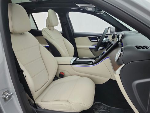 New 2027 Mercedes-Benz GLC 300 image 14