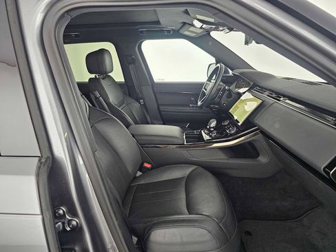 Used 2023 Land Rover Range Rover Sport SE image 10