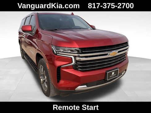 Used 2023 Chevrolet Suburban LT image 5