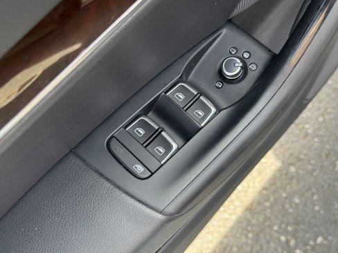 Used 2018 Audi Q3 2.0T Premium Plus w/ Premium Plus Package image 25