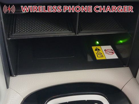 Certified 2022 Toyota Corolla Cross LE image 24