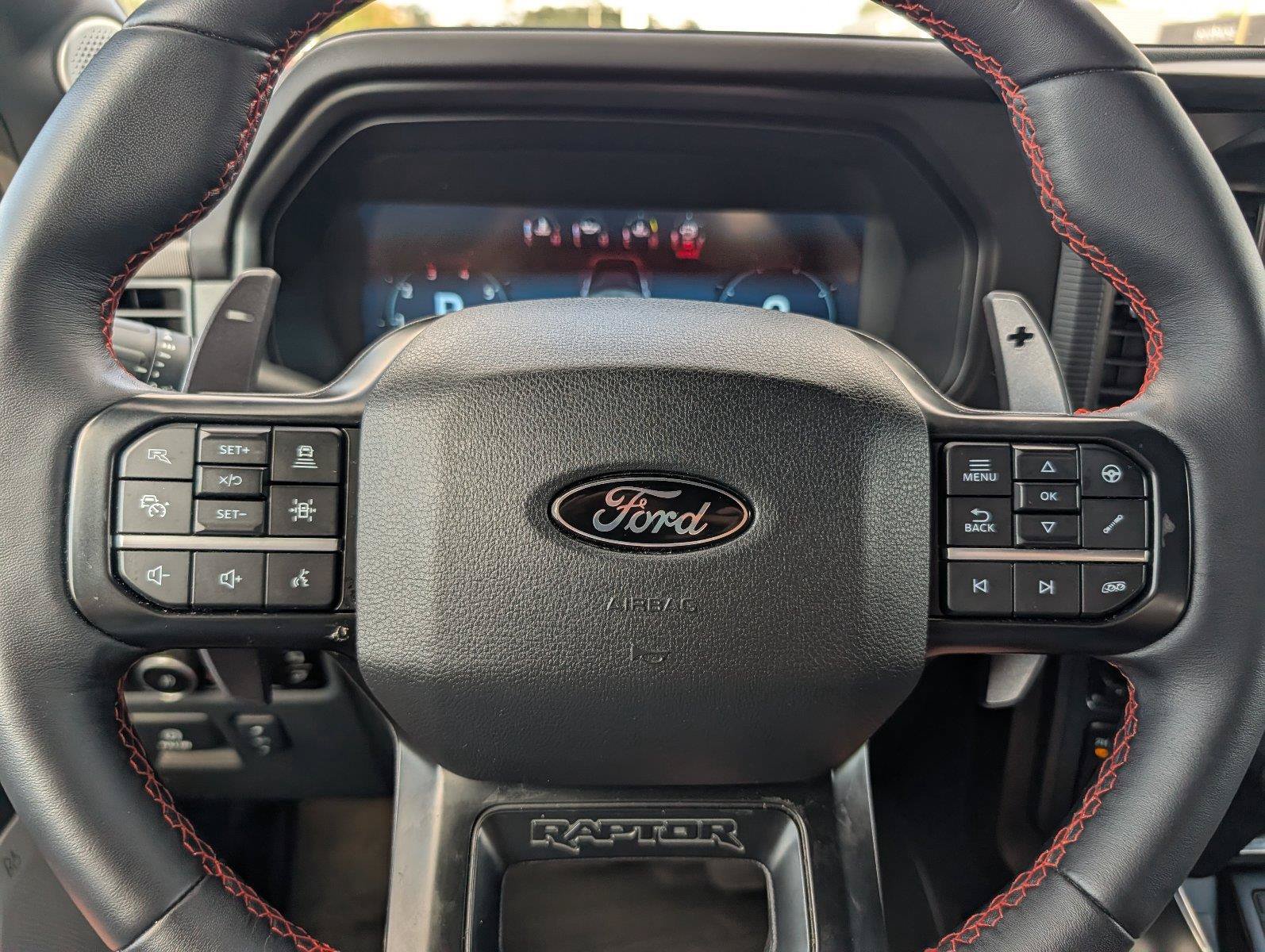 Used 2025 Ford F150 Raptor AWD/4WD image 25