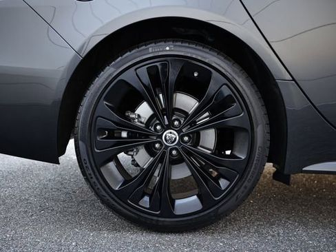 New 2024 Jaguar XF R-Dynamic SE image 12