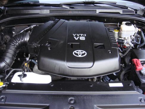 Used 2008 Toyota 4Runner SR5 image 22