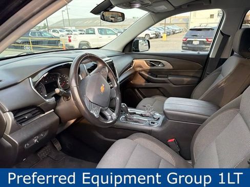 Used 2020 Chevrolet Traverse LT FWD image 12