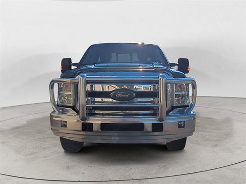 Used 2014 Ford F250 Lariat w/ FX4 Off-Road Package image 8