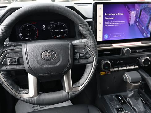 New 2026 Toyota Tacoma Limited AWD/4WD image 18