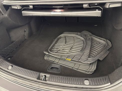 Used 2019 Mercedes-Benz E 300 4MATIC image 26