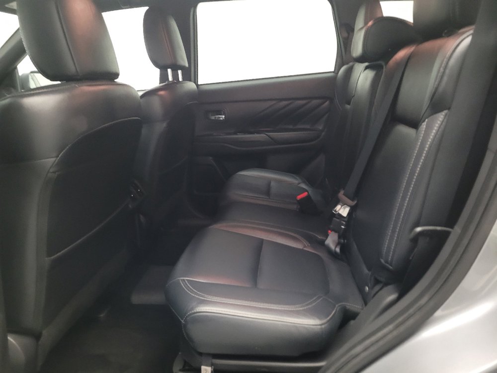 Used 2022 Mitsubishi Outlander SEL AWD/4WD image 18