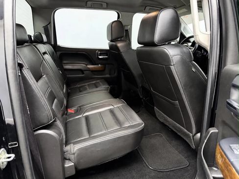Used 2017 GMC Sierra 2500 Denali w/ Duramax Plus Package AWD/4WD image 20