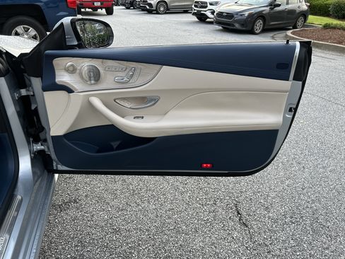 Used 2023 Mercedes-Benz E 450 Cabriolet image 53