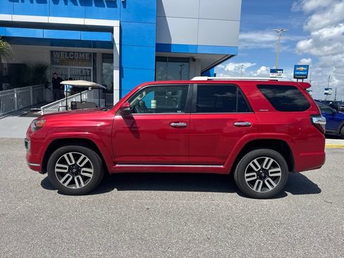 Used 2023 Toyota 4Runner Limited AWD/4WD image 2