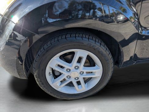 Used 2011 Kia Soul + image 13