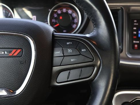 Used 2021 Dodge Challenger SXT w/ Driver Convenience Group image 14