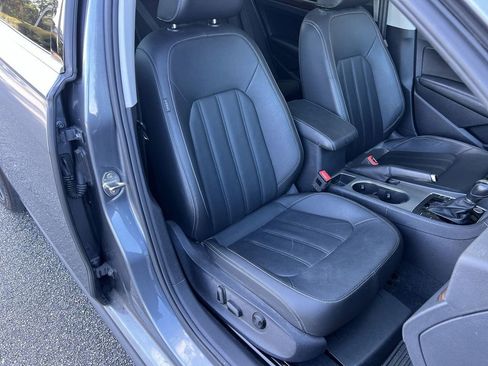 Used 2020 Volkswagen Passat 2.0T SEL image 26