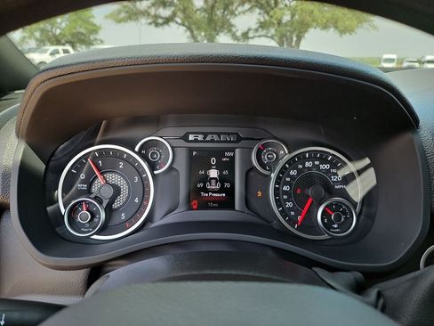 New 2026 RAM 2500 Tradesman AWD/4WD image 29
