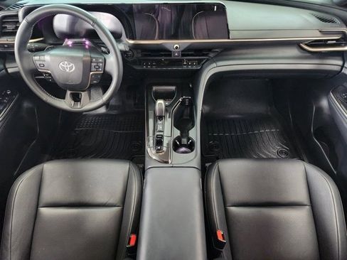 Used 2025 Toyota Crown Platinum image 26