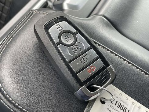 Used 2025 Ford Expedition Max Platinum AWD/4WD image 47