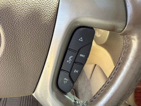 Used 2014 Chevrolet Suburban LTZ AWD/4WD image 38