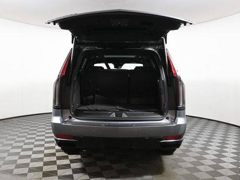 Used 2022 Cadillac Escalade Sport w/ Touring Package AWD/4WD image 39