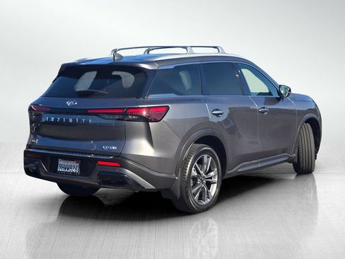 Used 2023 INFINITI QX60 Luxe w/ Performance Audio Package AWD/4WD image 4