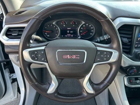 Used 2022 GMC Acadia SLT w/ Preferred Package AWD/4WD image 16
