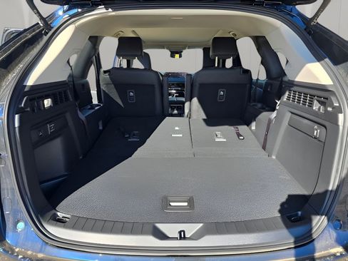 Used 2025 MAZDA CX-90 Plug-In Hybrid w/Premium Sport image 30