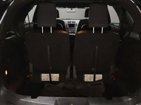 Certified 2017 Ford Explorer XLT w/ Equipment Group 202A AWD/4WD image 22