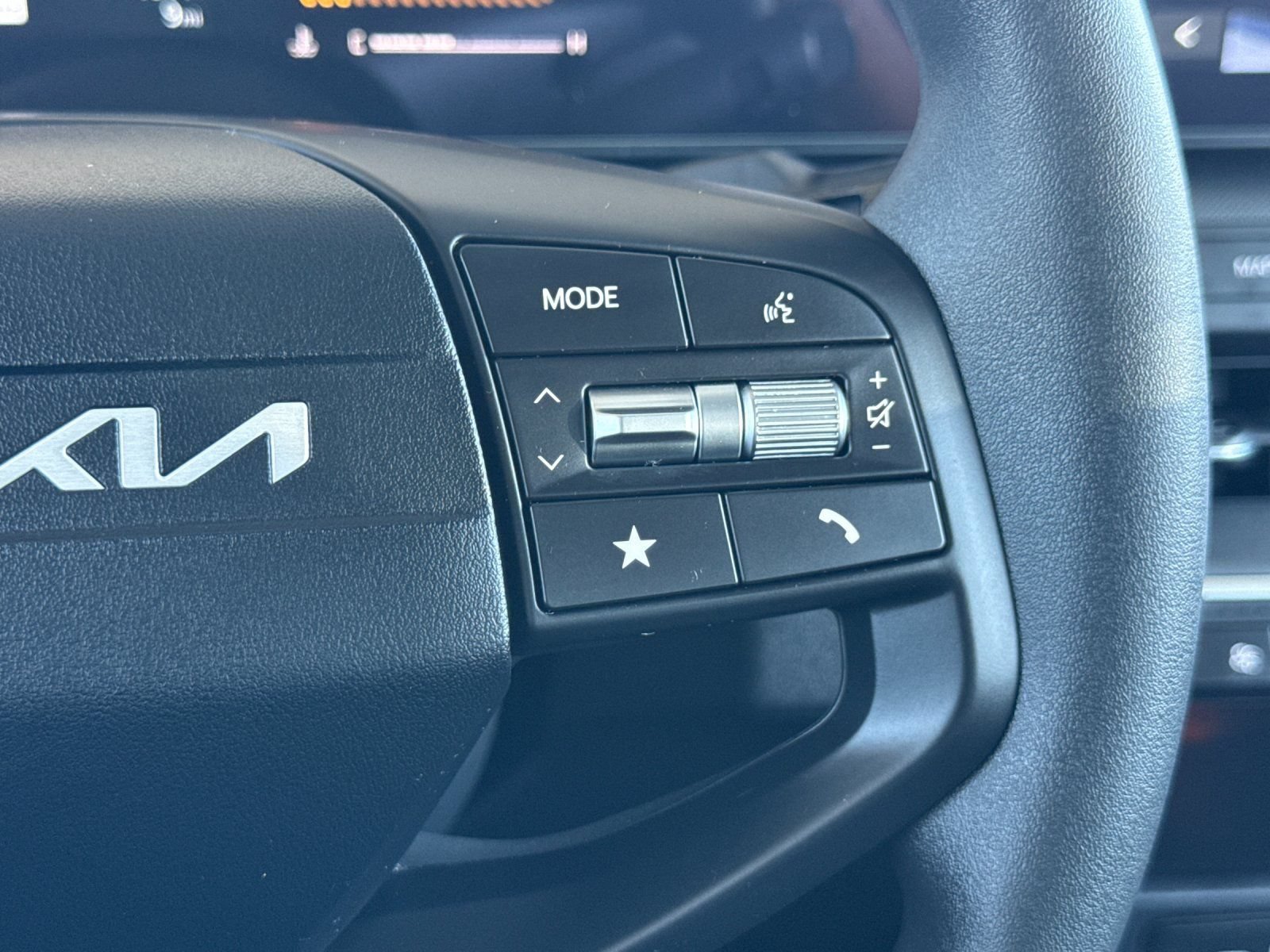 Certified 2026 Kia K4 FWD image 25