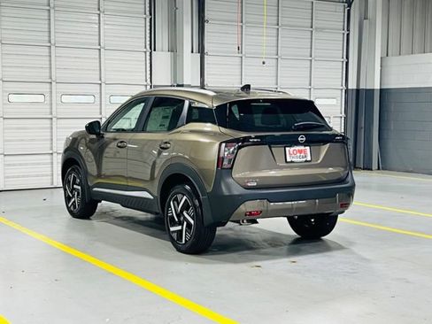 New 2026 Nissan Kicks SV FWD image 14