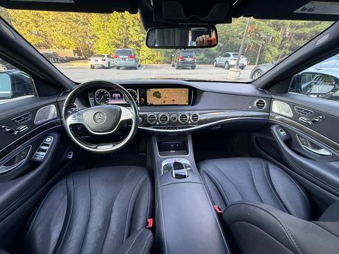 Used 2016 Mercedes-Benz S 550 4MATIC Sedan image 2