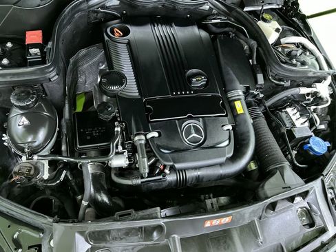 Used 2014 Mercedes-Benz C 250 Sedan image 29