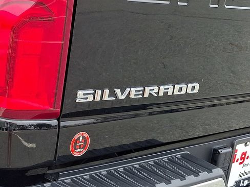 Certified 2021 Chevrolet Silverado 2500 LTZ w/ LTZ Premium Package AWD/4WD image 29