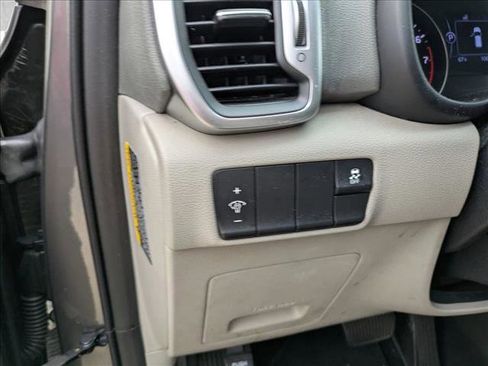 Used 2018 Kia Sportage LX image 11
