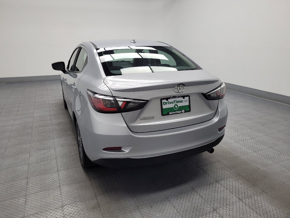 Used 2019 Toyota Yaris LE FWD image 6