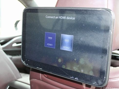 Used 2024 Cadillac Escalade ESV Sport Platinum w/ Heavy-Duty Trailer Package image 22