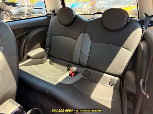 Used 2010 MINI Cooper Hardtop FWD image 19