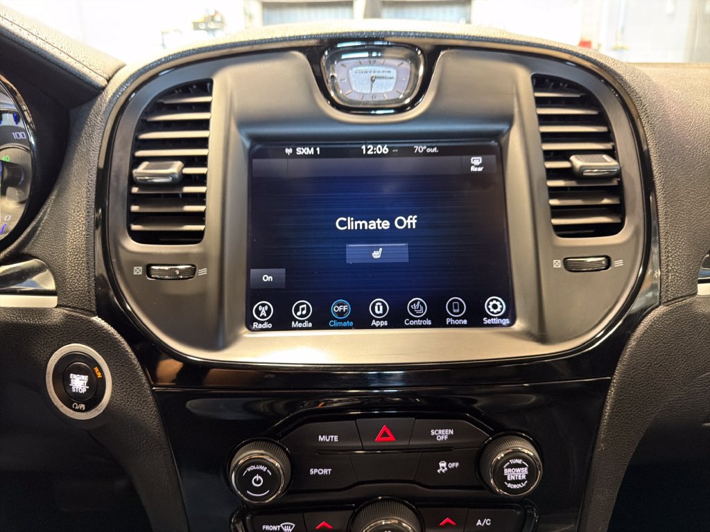 Used 2017 Chrysler 300 S AWD/4WD image 8