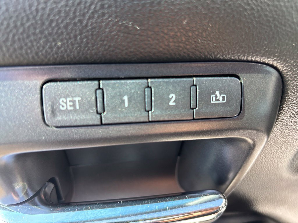 Used 2018 Chevrolet Silverado 2500 LTZ w/ Duramax Plus Package AWD/4WD image 20