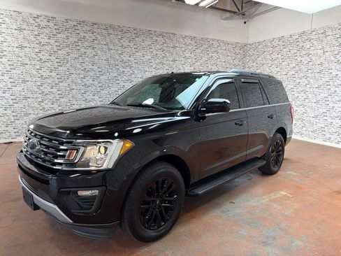 Used 2019 Ford Expedition XLT RWD image 3